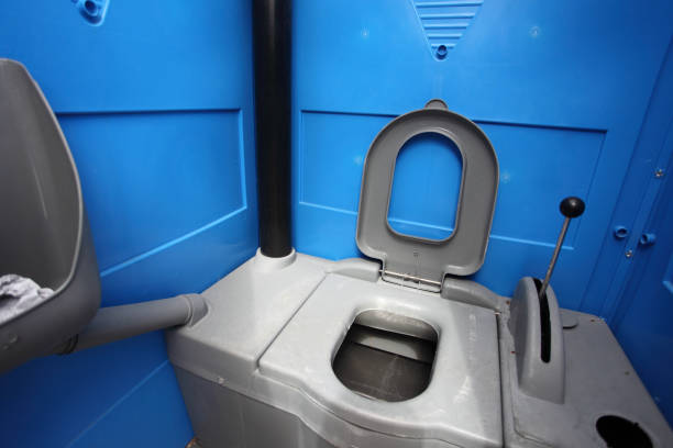 Portable Toilet Options We Offer in Mayfield Heights, OH